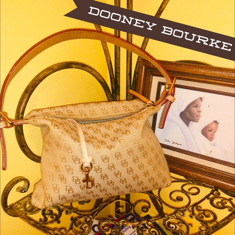 DOONEY AND BOURKE SIGNATURE CANVAS BAG SMALL